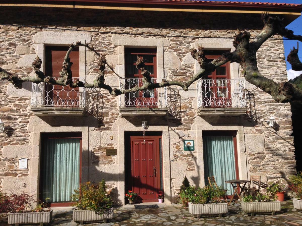 Casa Alpargateiro Pensionat Os Peares Exteriör bild